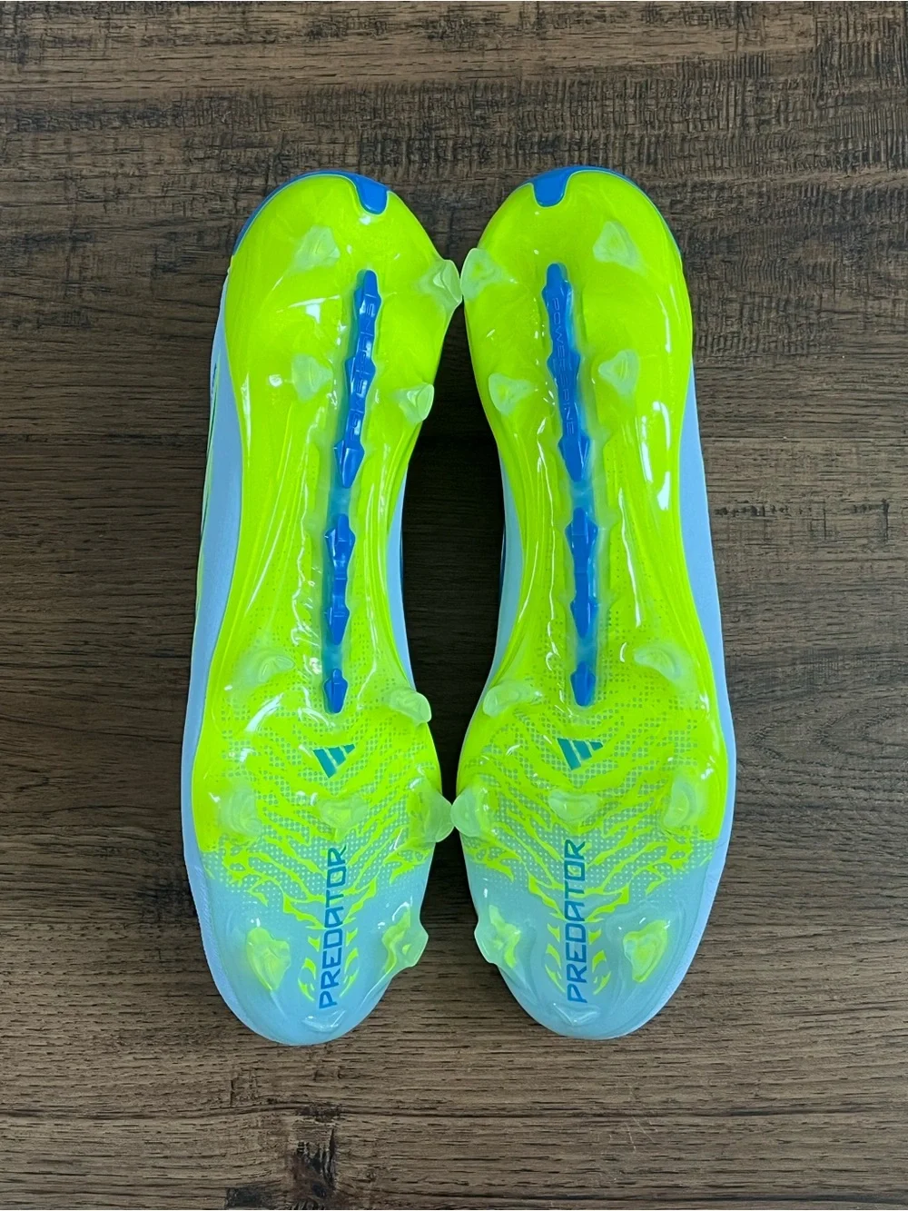 Adidas Predator Elite Laceless FG ‘Ray Blue Solar Yellow’ (size mens 11.5)